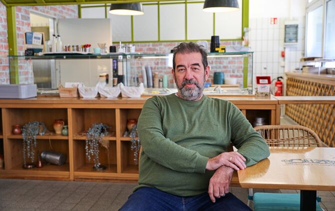 Gründer Christos Minoudis im Restaurant Souzis in Rommelshausen.