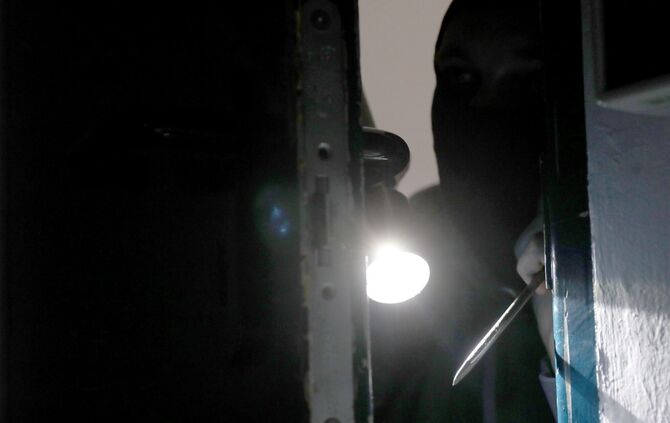 Hartmut Bühler hat 1000 Euro für Hinweise zu den beiden Einbrechern in seiner Firma ausgesetzt (Symbolbild).