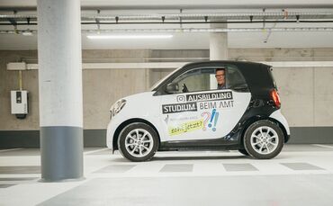 Der muss leider eine Weile draußen bleiben: In der neuen Tiefgarage des Landratsamts in Waiblingen sorgen Baumaßnahmen einige Ta