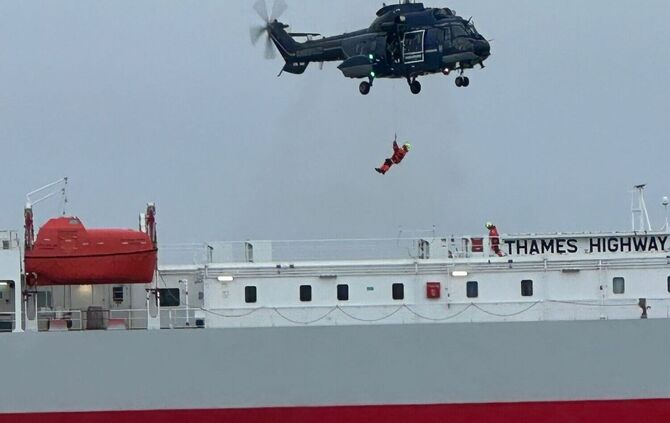 Brand auf der "Thames Highway"