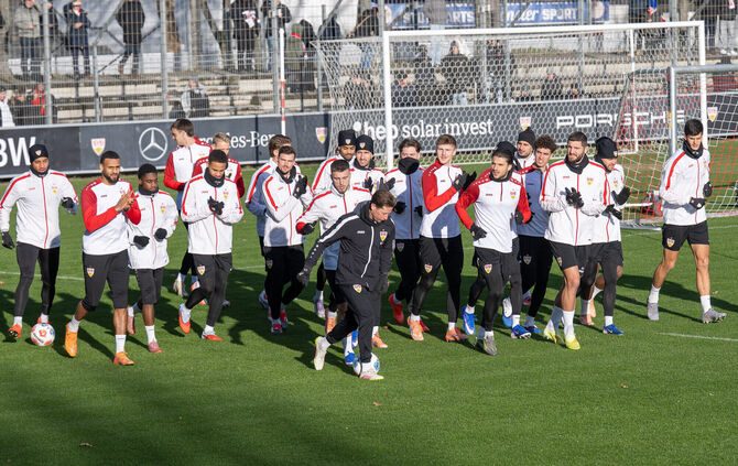 Die Mannschaft des VfB Stuttgart bereitet sich auf das Europa-Leauge-Spiel gegen Bern vor (Symbolbild).