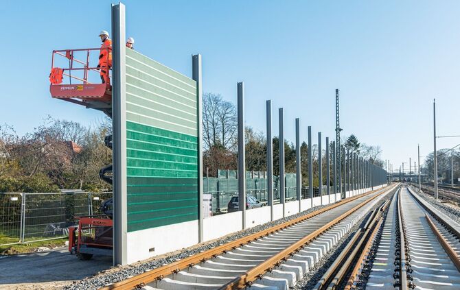 Besseren Lärmschutz soll es im Osten Berlins am Außenring geben. (Symbolbild)