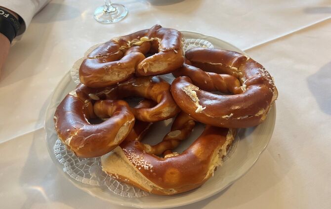 Butterbrezel: Zum Frühstück, zum Vesper und sogar zum Kaffee ist das der vielleicht beliebteste Klassiker im Ländle.