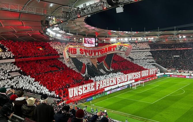Die Choreo in der Cannstatter Kurve.