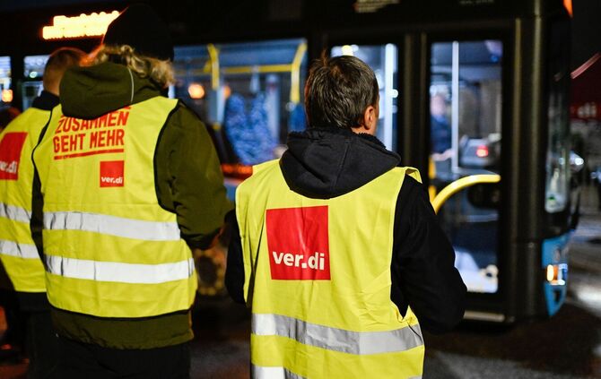 Warnstreiks bei Bussen und Bahnen im Südwesten