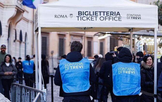 Touristen müssen Eintritt für Trevi-Brunnen zahlen
