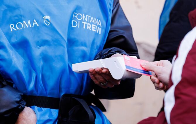 Touristen müssen Eintritt für Trevi-Brunnen zahlen