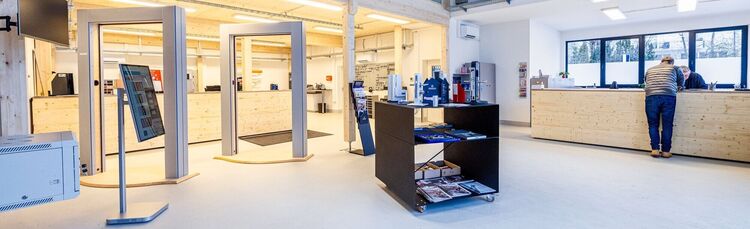 Friedrich Sicherheit