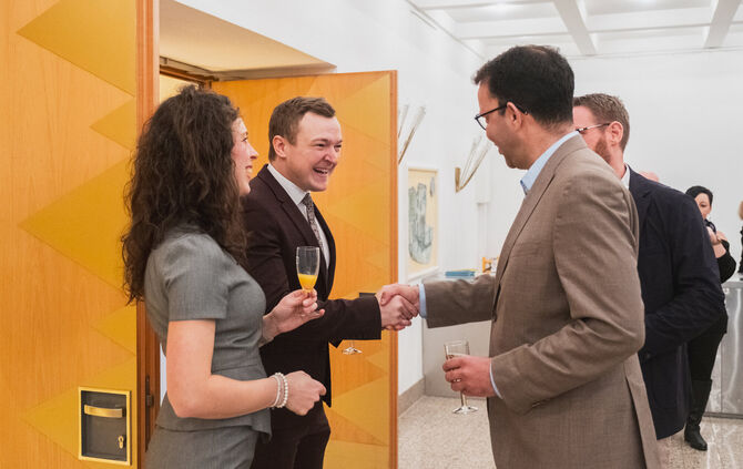 Bürgermeister Benjamin Treiber und seine Frau begrüßten alle Besucher des Neujahrsempfangs persönlich.