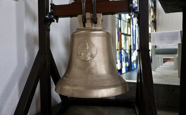 Welche Stunde schlägt der katholischen Kirche im Rems-Murr-Kreis? Das Foto zeigt eine Glocke in der Sankt-Anna-Kirche in Beutels