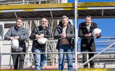 Von links: Lukas Repp (Remax Weinstadt), Daniel Fischer (FIWO-Geschäftsführung), sein jüngerer Bruder Ronny Fischer (FIWO-Geschä