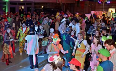 Eine Faschingsparty wie hier in Weinstadt steigt am Wochenende in Leutenbach. (Archivfoto)