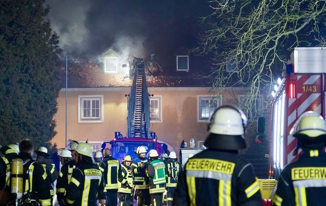 Feuer in historischem Gebäude in Schemmerhofen