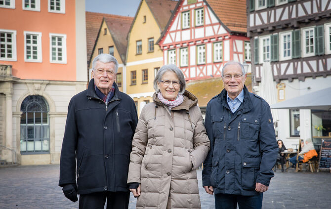 Heinz-Jürgen Kopmann (links), Brigitte Müller und Hartmut Kreßler engagieren sich im Seniorenforum Schorndorf.