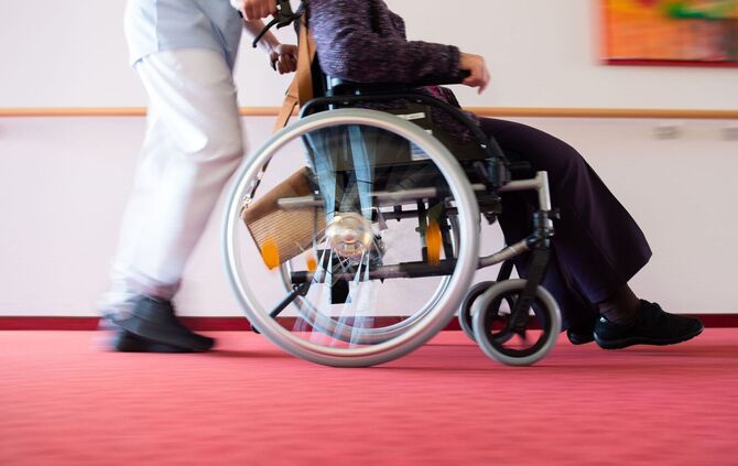 Sozialer Pflichtdienst? Dreiviertel in Umfrage dafür