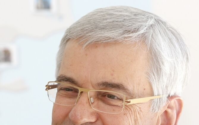 Dr. Schuler Waiblingen Dr. Markus Schuler ist der neue (und alte) Vertreter der Waiblinger Ärzteschaft. Wir stellen ihn vor.