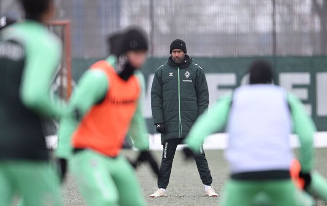 Werder Bremen - Training mit neuem Trainer Thioune