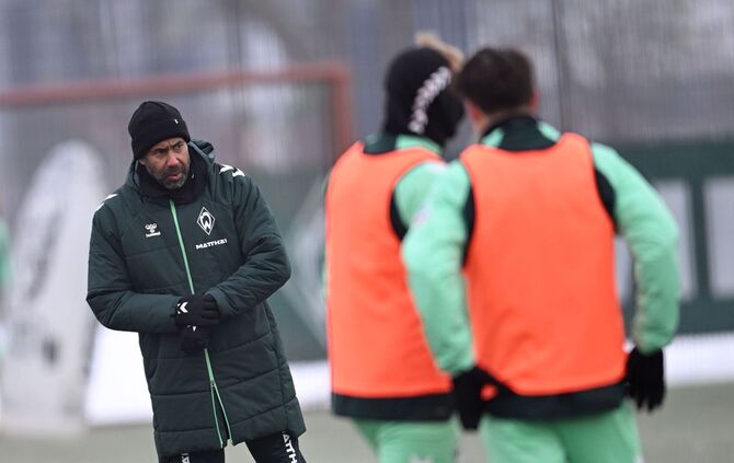 Werder Bremen - Training mit neuem Trainer Thioune