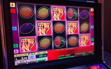 Laut Polizei hebelte der Täter zwei Spielautomaten auf (Symbolfoto).