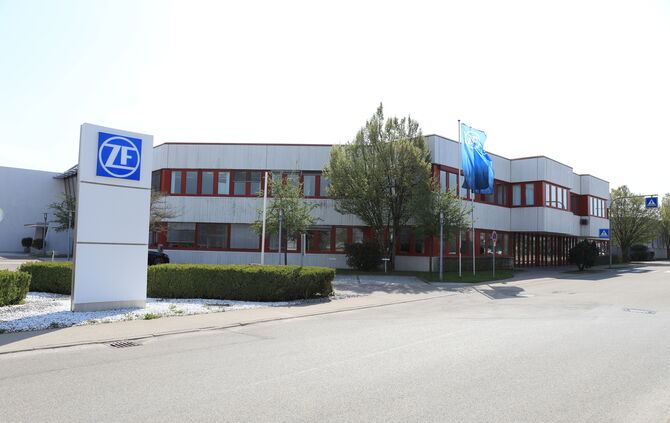 Das Land will den Standort von ZF Lifetec stärken - und machte eine Förderzusage von fünf Millionen Euro für notwendige Investit