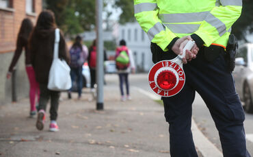 Schulweg in Waiblingen, hier bei einer Polizei-Aktion (Symbolfoto).