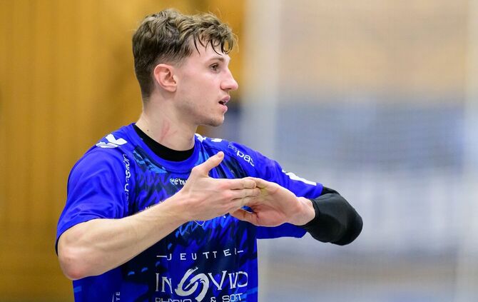 Maurice Widmaier und der TV Bittenfeld II mussten sich der Bundesligareserve des HC Erlangen geschlagen geben.