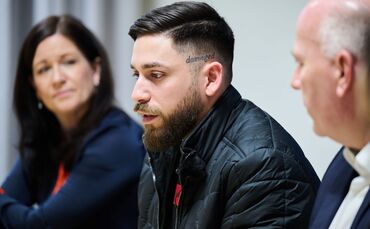 Podiumsgespräch im Roten Rathaus zu Femizide