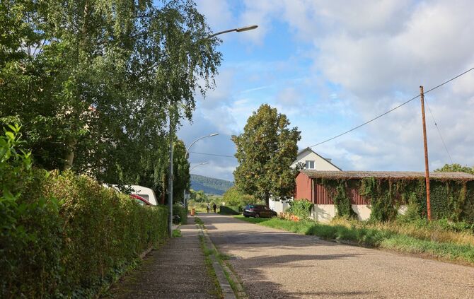 Die Stadt Weinstadt hat sich vorerst gegen die Deutsche Telekom AG und die Deutsche Funkturm im Konflikt um den geplanten Mobilf