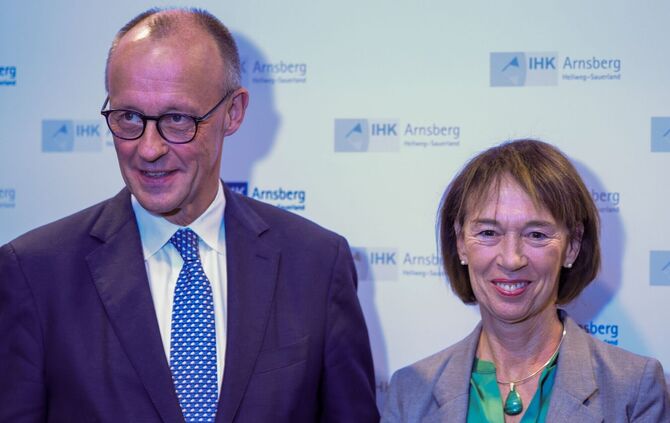 Bundeskanzler Friedrich Merz (CDU) und seine Frau Charlotte (Archivfoto)