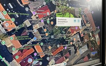 In Schnait gibt es plötzlich laut Google Maps Einrichtungen und Läden, die eigentlich in anderen Teilen des Rems-Murr-Kreises li