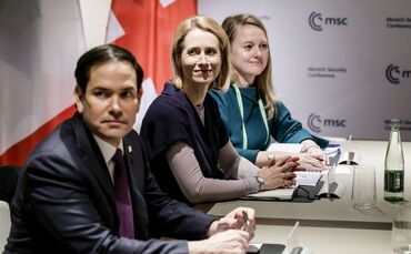 US-Außenminister Marco Rubio (l), und Kaja Kallas (M)