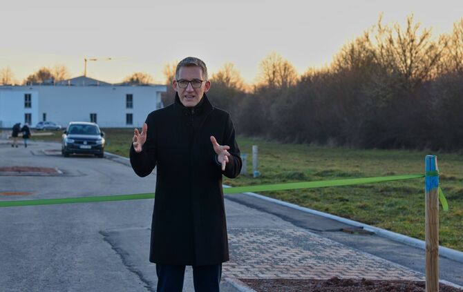 Thomas Bernlöhr ist der aktuelle Bürgermeister in Welzheim - und möchte auch der zukünftige bleiben. Sein derzeitiger Blick auf