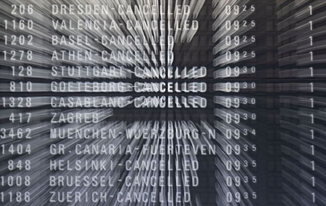 Gestrichene Verbindungen auf einer Anzeigetafel