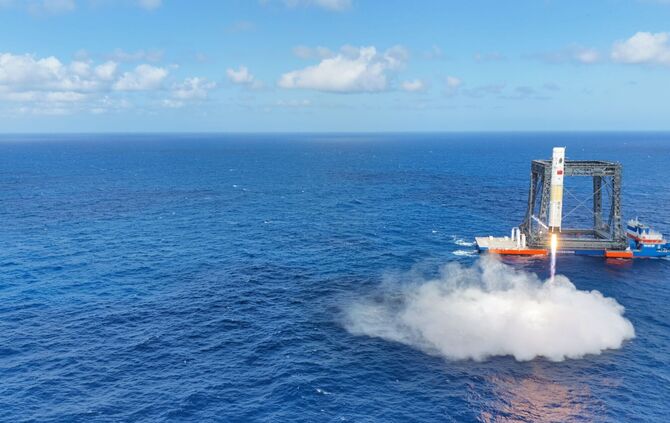 China testet Rakete und Raumkapsel für Mondmission