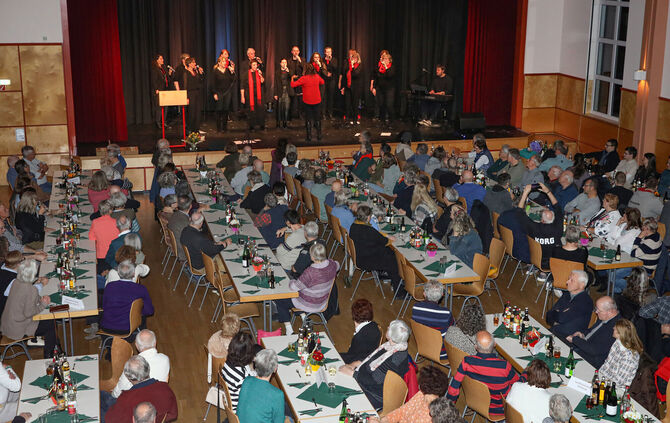 Volles Haus beim Ehrenamtsabend in der Eugen-Hohly-Halle.
