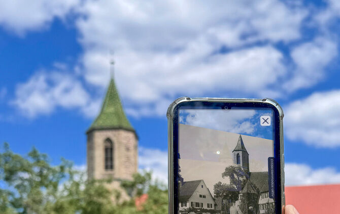 Die Zeigmal-App ermöglicht Besuchern in Weinstadt, historische Orte mittels Augmented Reality zu entdecken. Die erweiterte App i