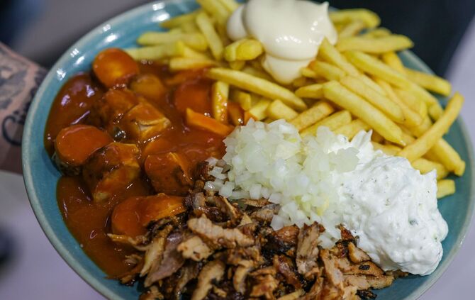 Fast Food Trend Taxi-Teller