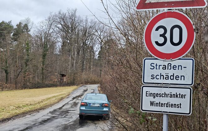 Tempo-30-Schild in der Schlichtener Straße.
