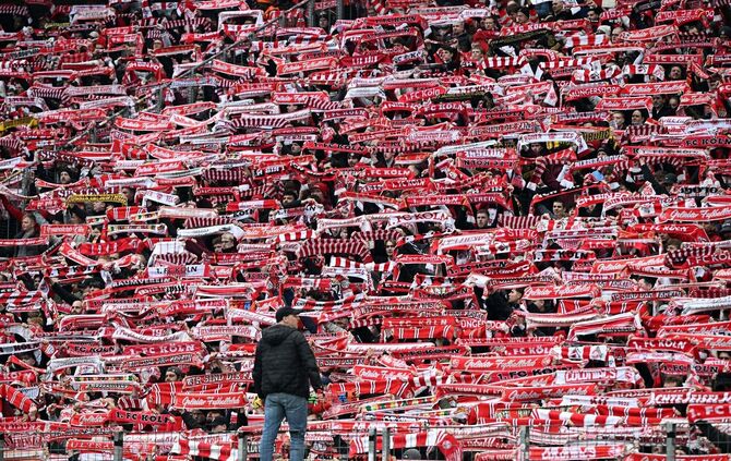 Beim Spiel in Stuttgart wird ein Teil der Kölner Fans fehlen. (Archivbild)