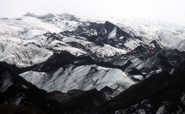 Eisklettertour auf dem Gletscher Sólheimajökull