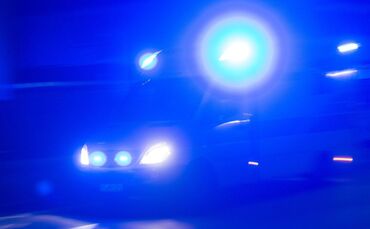 Rettungswagen mit Blaulicht