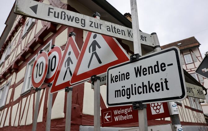 Die Vollsperrung eines Teils der Ortsdurchfahrt von Strümpfelbach beginnt am Montag, 16. Februar 2026. Insgesamt dauern die Baua