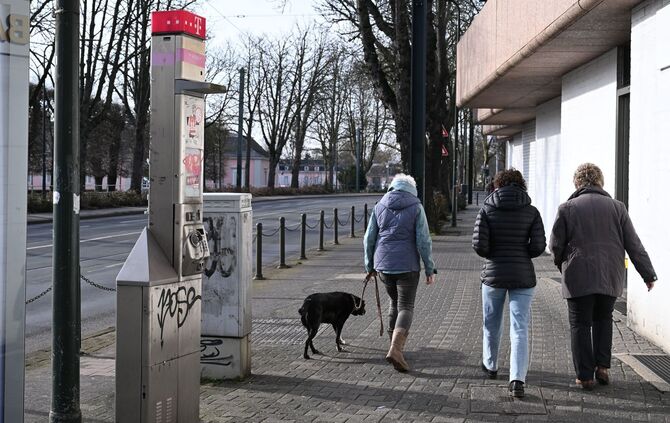 Kaputte Telefonzelle