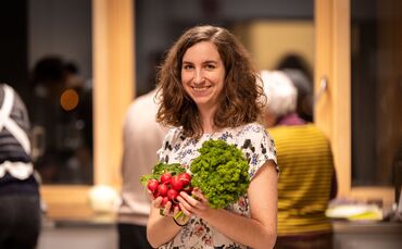 Die Bildungsreferentin der Energieagentur Rems-Murr ist überzeugt: Mit einfachen Veränderungen in der Küche kann jede und jeder 