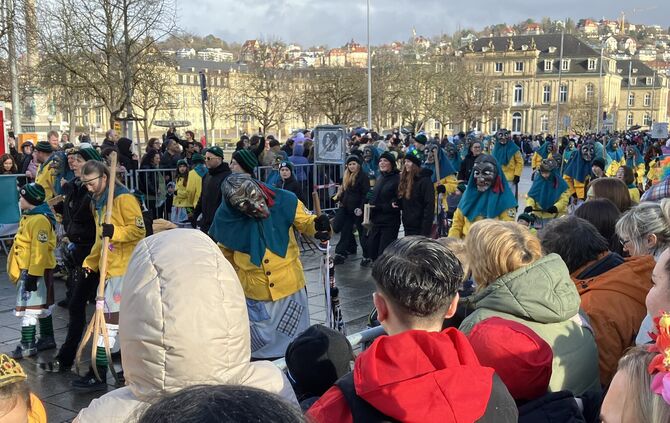 Am Dienstag fand in Stuttgart der traditionelle Fasnetuzug statt.