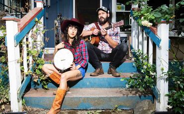 Das Folk-Duo The Lowest Pair aus Minneapolis.