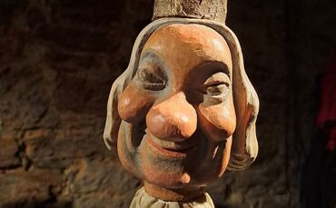 Eine Marionette aus dem Stück „Geschichten aus dem Koffer – 2. Teil" im Theater unterm Regenbogen Waiblingen.