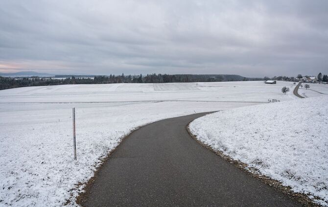 In manchen Regionen des Landes herrscht immer noch Winterwetter. (Archivbild)
