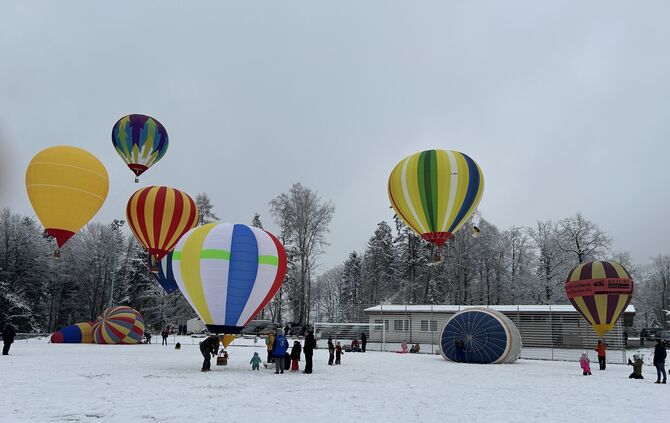 Auf dem Sportplatz Sechselberg heißt es wieder Modellballonglühen beim Modellballonfeschdle Althütte.