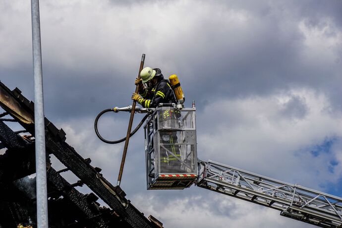Lorch: Holzwohnhaus in Vollbrand – 1 Verletzte